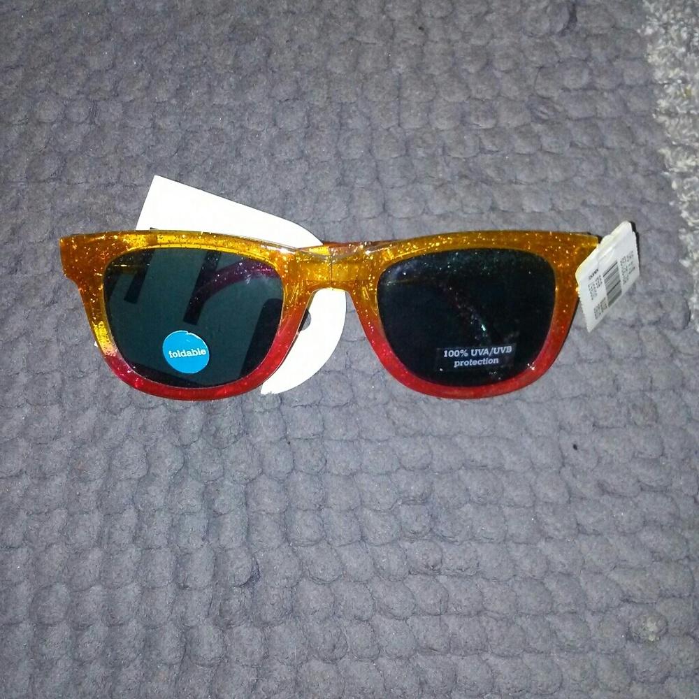 SO CUTE!! NWT- JUSTICE FOLD-DOWN SUNGLASSES